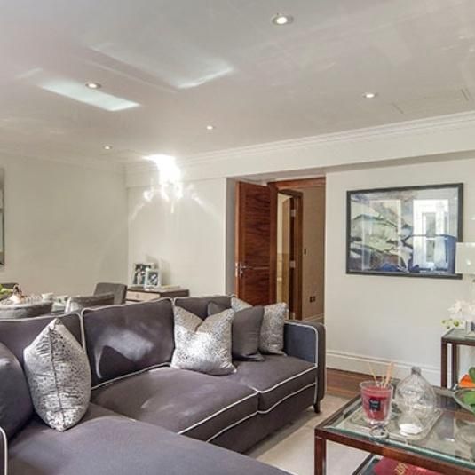 2 bedroom property to rent - Photo 1