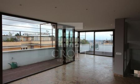 Attic-Balduina: Beautifully modern renovated 2 Bedroom, 2 bath, new kitchen, 3 large panoramic terraces. Bright, silent, lovely views of Rome and surrounding greenery. REF 1740 - Photo 5