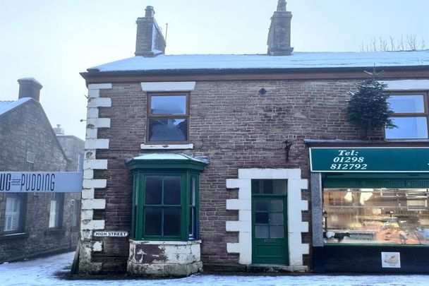 High Street, Chapel-En-Le-Frith - Photo 1