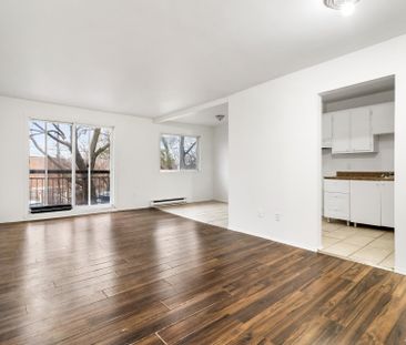 11565 Boul. de Pierrefonds, #210 - Photo 1