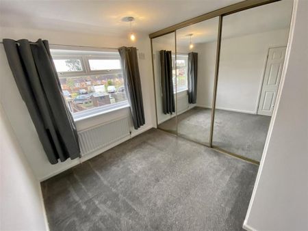 2 bedroom semi-detached house to rent - Photo 3