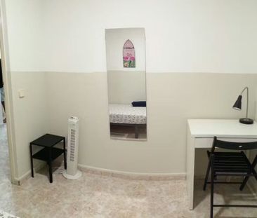 Carrer de Corretger, Barcelona, Catalonia 08003 - Photo 4