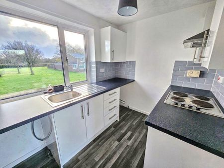 2 bed upper flat to rent in NE23 - Photo 5