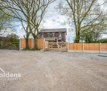 2 bedroom semi-detached house to rent - Photo 5
