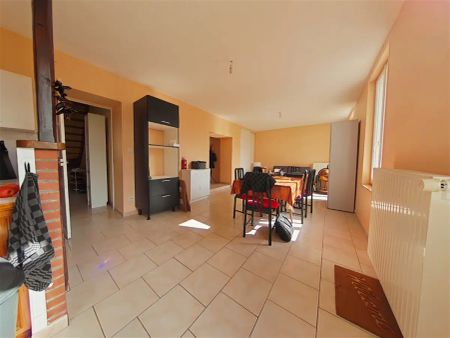 Maison 4 pièces - 82m² à Descartes (37160) - Photo 2