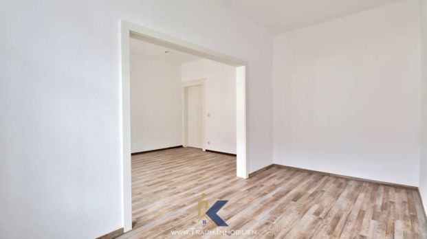 Zentrumsnahe 2,5-Zimmer-Whg. mit großem Badezimmer in Mühlhausen! - Foto 1