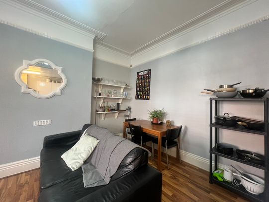 Estcourt Terrace - Photo 1