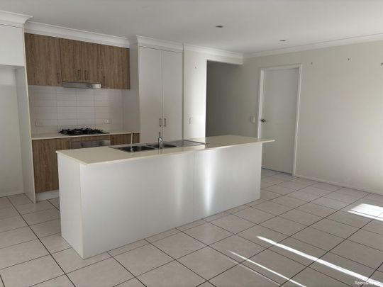 Spacious Family Living in Prime Urraween Location - Photo 1