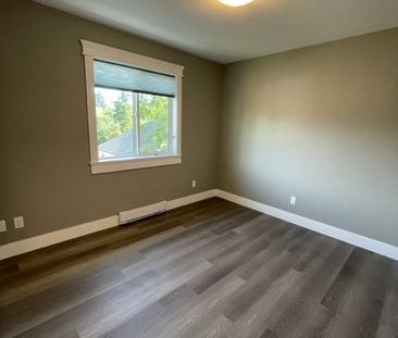 Beautiful 4 bedroom home in South Nanaimo - Photo 6