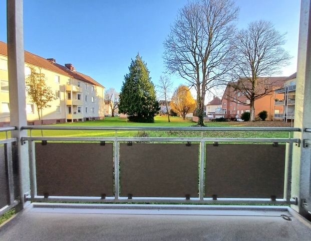 2-Zimmer-Wohnung in zentraler Lage! - Foto 1