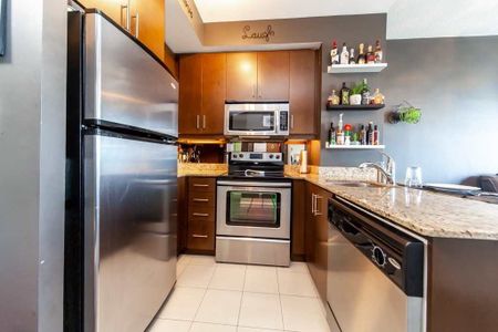 For Lease - 60 Absolute Avenue Unit# 3807, Mississauga, Ontario - Photo 4