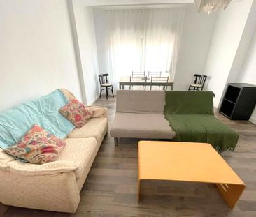 Piso de alquiler en Calle Carlos III, Casco Antiguo - Photo 2