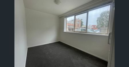 A perfectly situated gem in Prahran! - Photo 3