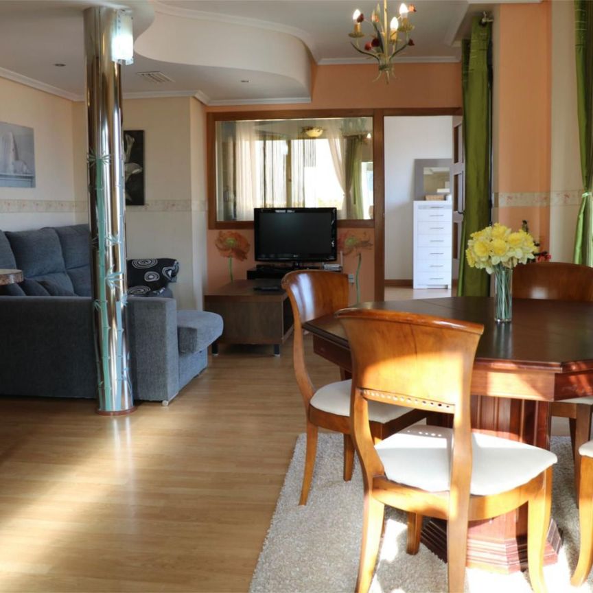 Piso de alquiler en Calle Marejada, 6, Punta Prima - Photo 1