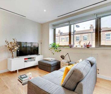 St Paul's Road, Islington, London, N1 - Photo 3