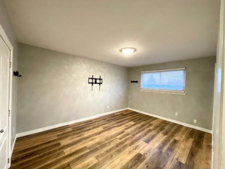 For Lease - 16 Dudley Place, Brampton, Ontario - Photo 4