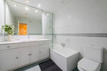 Calle de Francisco Gervás, Madrid, Community of Madrid 28020 - Photo 2