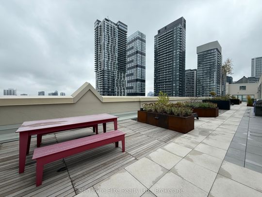 Merchandise Lofts , #1001 - Photo 1