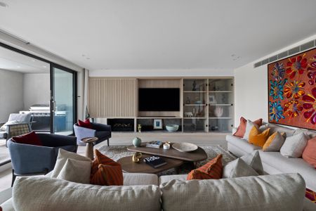 Thinking of selling? Contact our agent - Photo 2