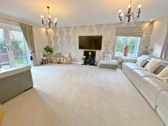 5 bedroom house to rent Wyman Chase, Oxley Park, MK4 - Photo 1