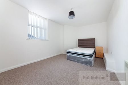 Shields Road West, Newcastle Upon Tyne - Photo 4