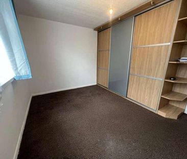 Sonia Gardens, Hounslow, TW5 - Photo 6