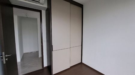 Unblocked greenery view 3 bedroom plus Study - Photo 5