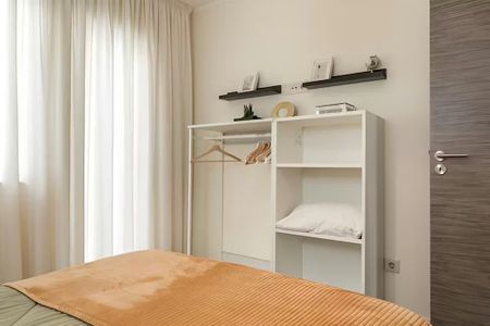 Rua Particular João Félix, Vila Nova de Gaia, Porto 4430-170 - Photo 2