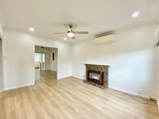 10 Coronation Avenue, Cardiff - Photo 1