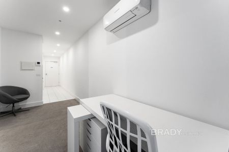 1708/500 Elizabeth Street, Melbourne - Photo 4