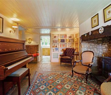 Charming three bedroom cottage - Photo 1