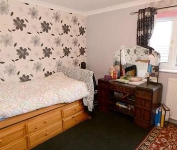 4 bedroom detached house to rent - Photo 6
