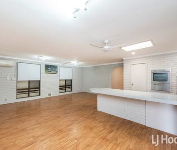 4 bedroom, 2 bathroom family home in the heart of Thornlie. - Photo 5