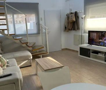 Chalet pareado en alquiler en Carrer Creta - Photo 1