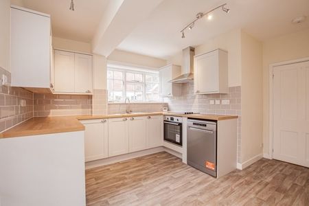 Rectory Cottage, Adwell - Photo 5