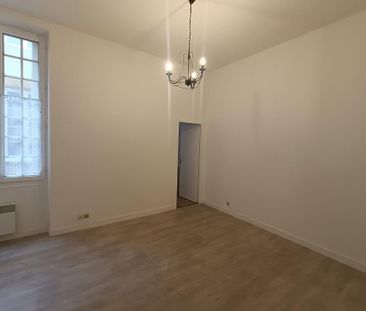 Location Appartement 1 pièce 27m² MONT DE MARSAN 40000 - Photo 2