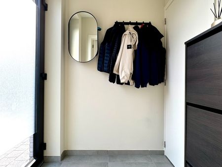 Leuke woning met 3 slaapkamers, inpandige garage en tuin - Foto 3