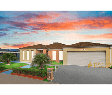 A home filled with warmth, comfort, and heart. - Photo 6