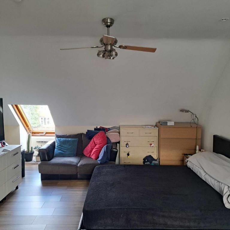 1 bedroom in a house share to rent - Photo 1