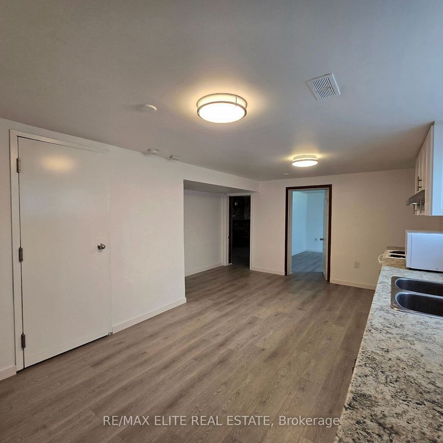 For Lease - 46 Wedgewood Drive Unit# Lower, Toronto, Ontario - Photo 1