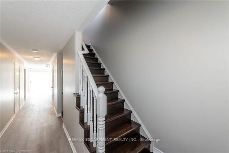 For Lease - 626 Taylor Crescent, Burlington, Ontario - Photo 4