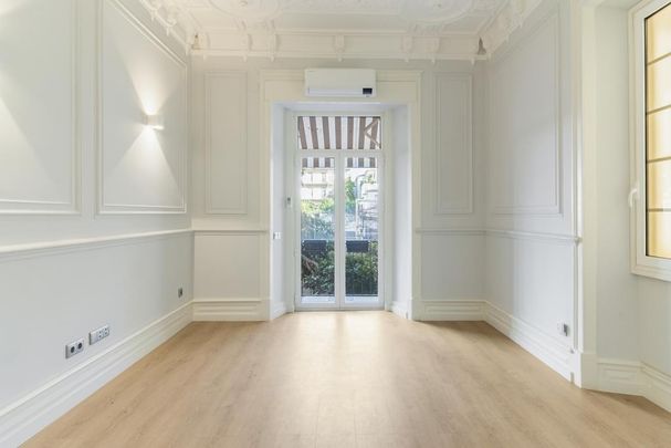 4 Bedroom Apartment with balcony, Avenidas Novas, Lisboa - Photo 1