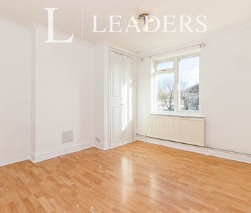 4 bedroom house to rent Caesars Walk, CR4 - Photo 4