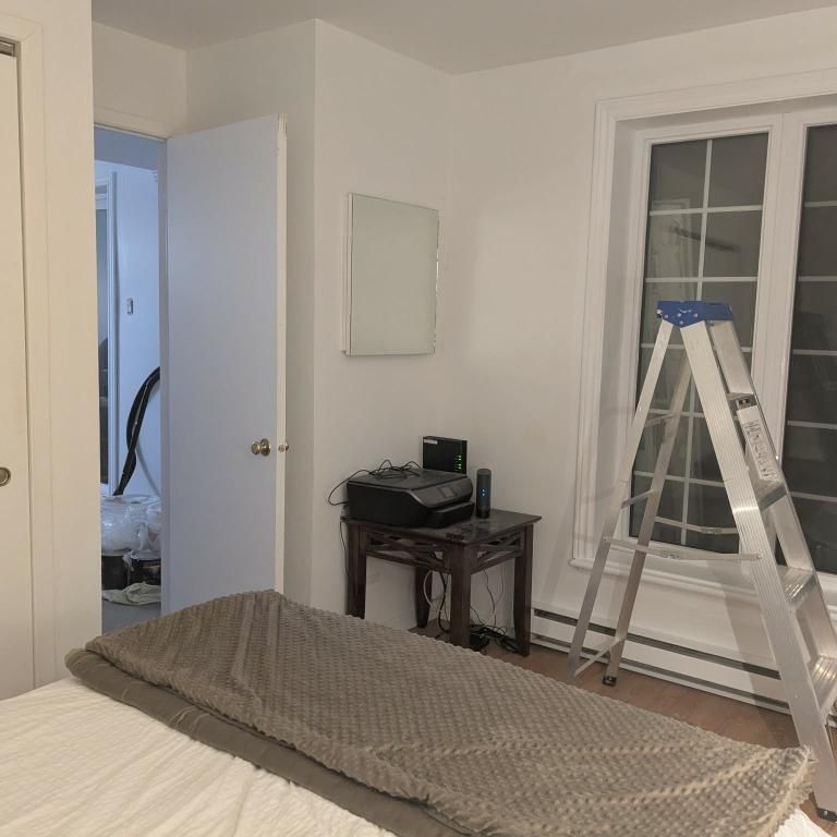 LAC DELAGE 31/2 semi-meublé, stationnements et borne de recharge - Photo 1