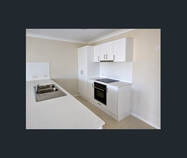 Stylish, Spacious & Low-Maintenance Living – Modern 2 Bedroom Unit! - Photo 2