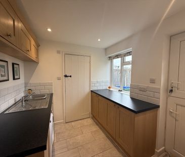 Bridge Farm, Barcombe BN8 - Photo 3