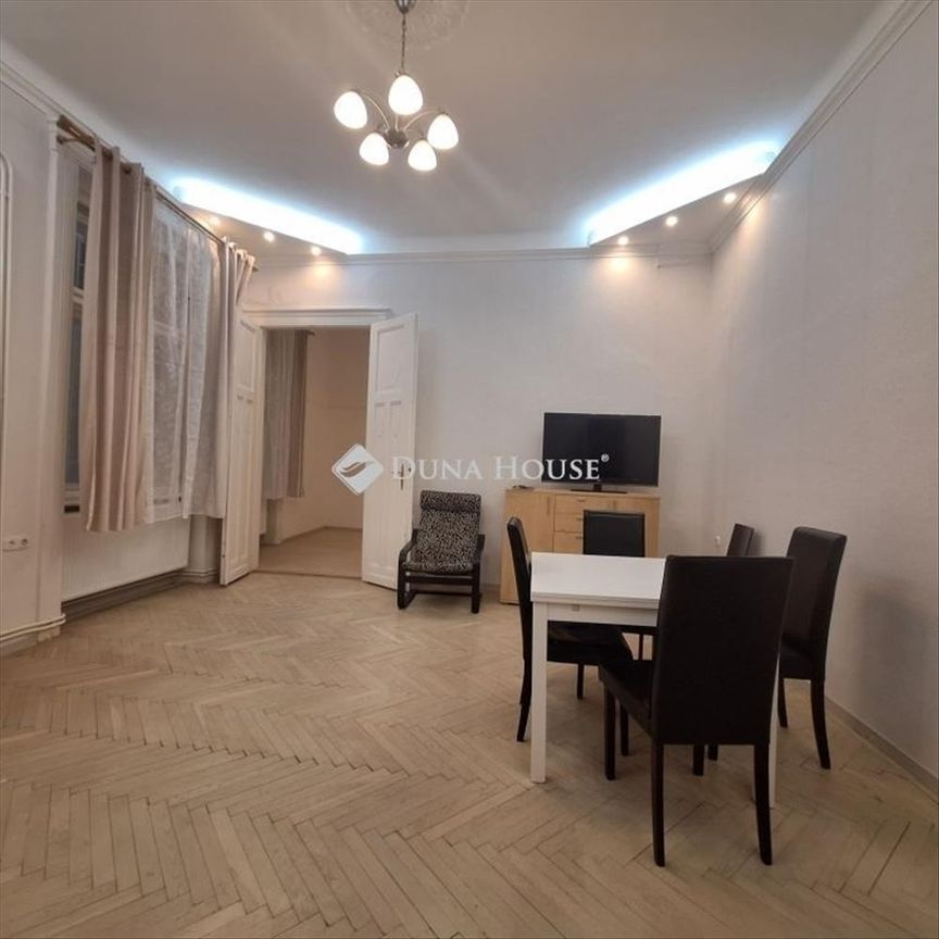 Kiadó jó állapotú lakás - Budapest V. kerület - Photo 1