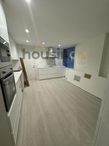 Flat for rent in Madrid (Distrito Salamanca) - Photo 2