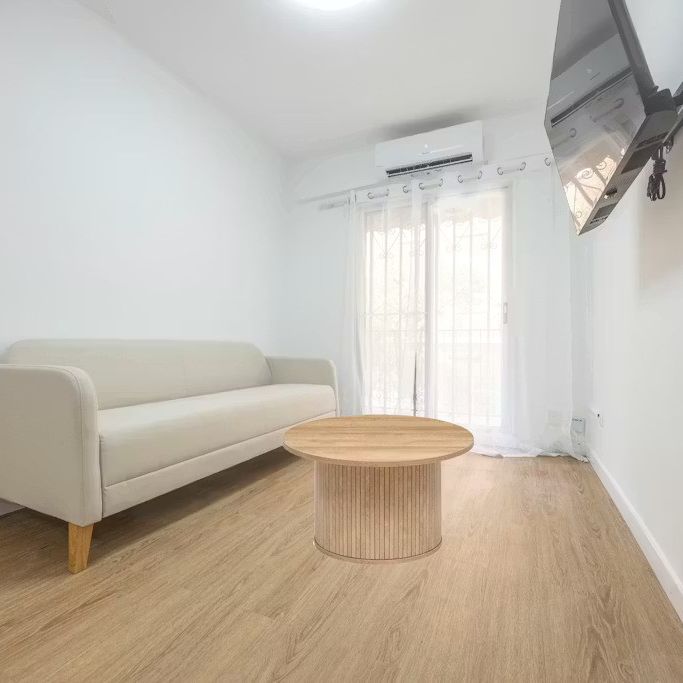 Carrer Pintor Nicolau, Valencia, Valencian Community 46022 - Photo 1