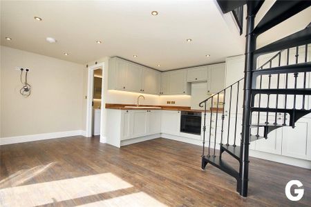 1 bedroom detached house to rent - Photo 2